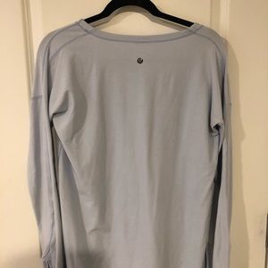 Women’s blue lululemon long sleeve tee size 6
